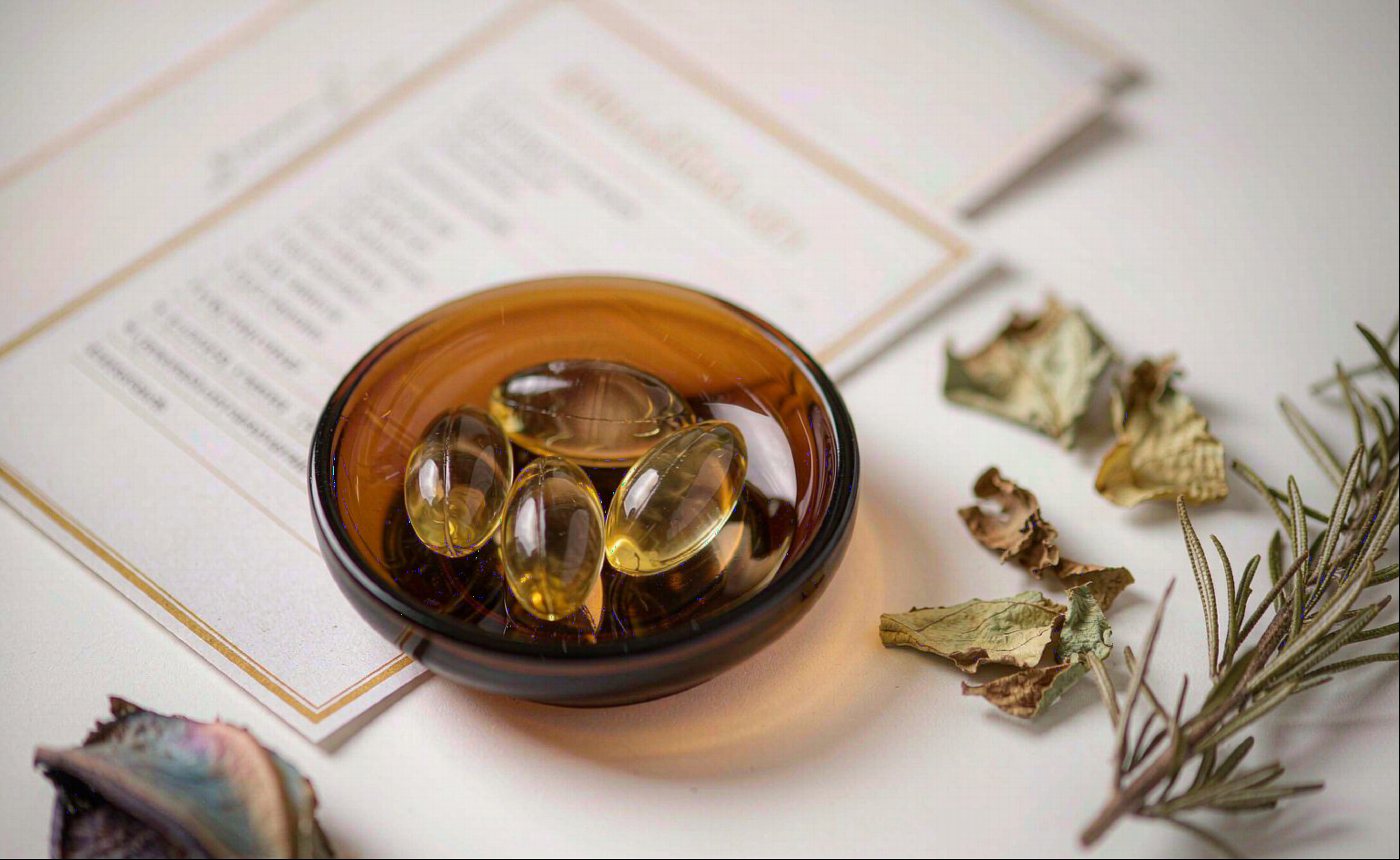 Reading an INCI List: A Brand Owner's Guide to Approving a Capsule Formula