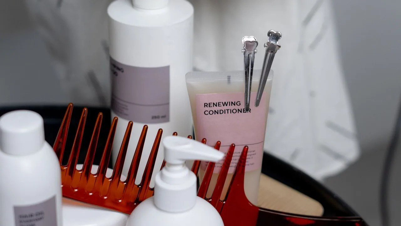 Sulfate-Free Shampoo: Cleansing Power Without Sulphates