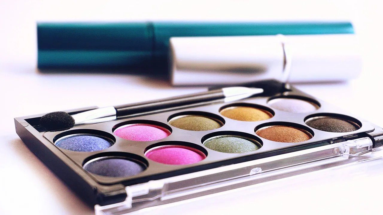 Primer Formulation: Grip, Blur and Compatibility
