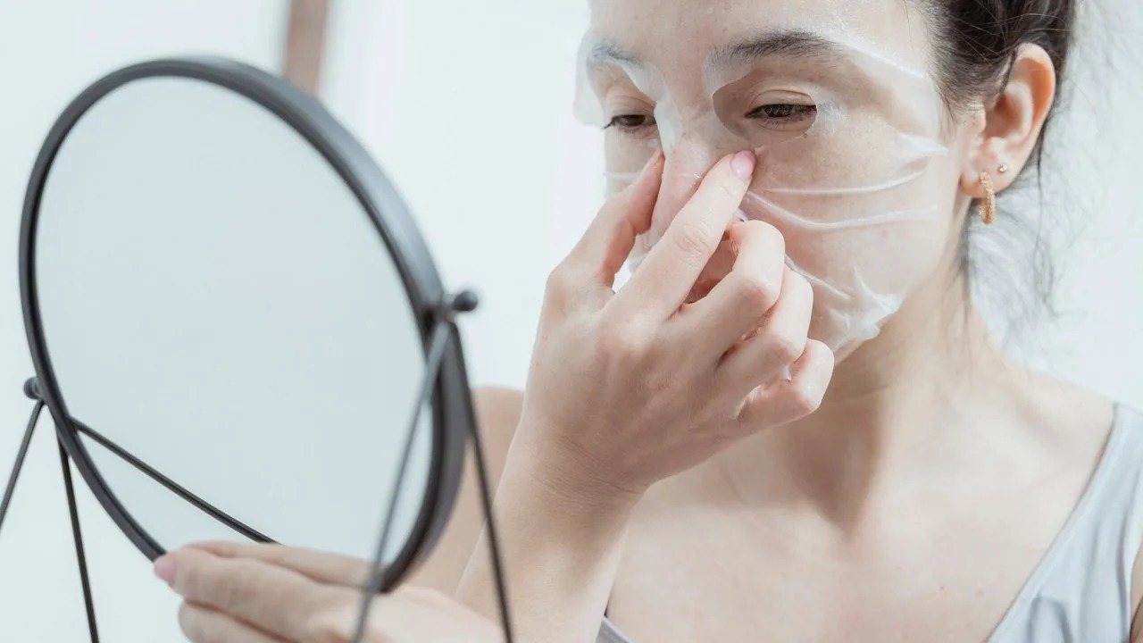 Mask Claims: Hydration Wording and the Compliance Line