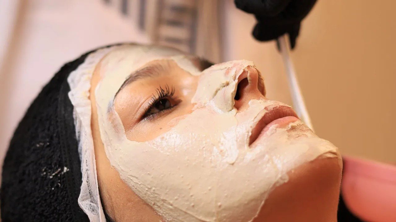Hydrogel Mask OEM: Cost, Feel and Shelf Stability