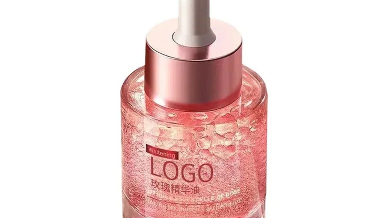 Rosehip and Rose Essence Oil Capsules: Sourcing аnd Scent