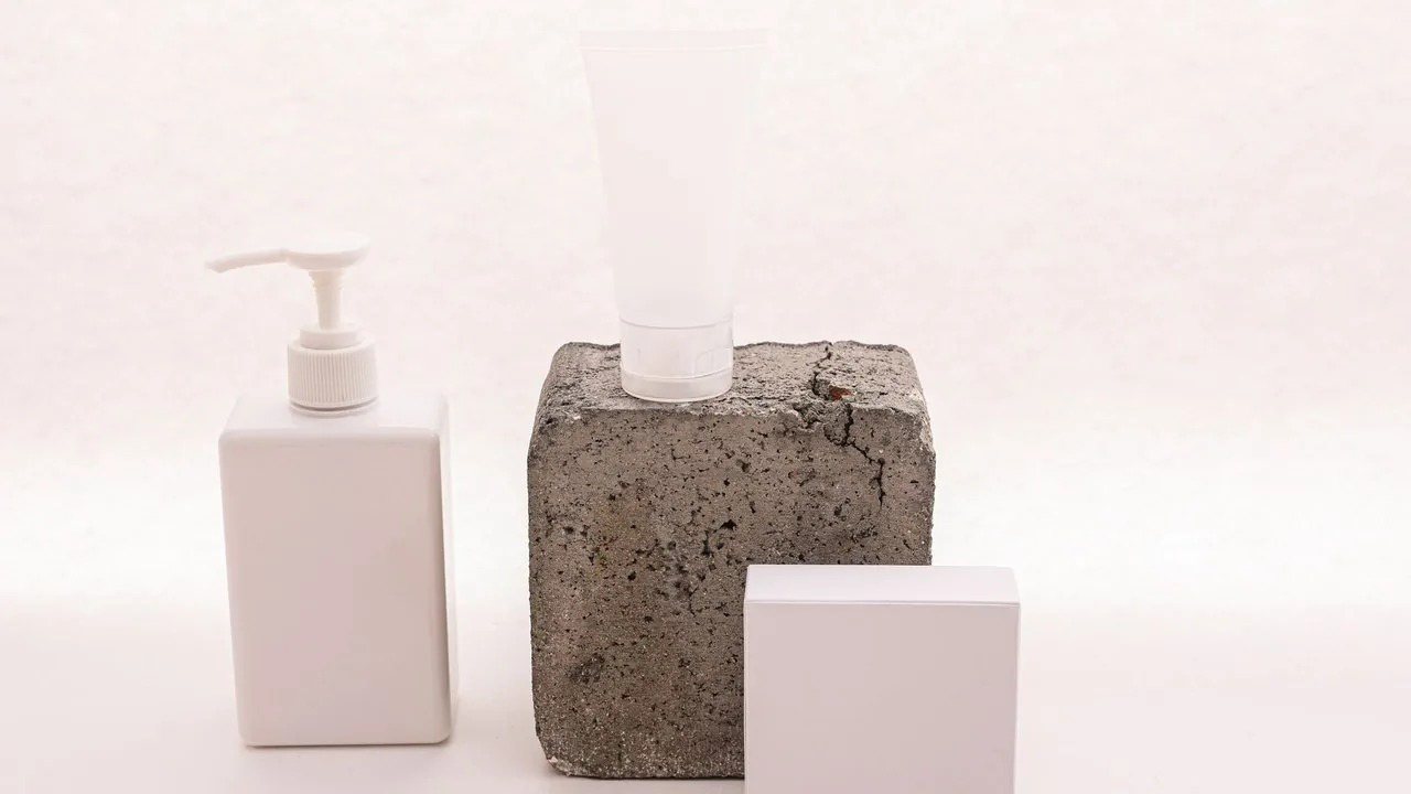 Eye Contour Sun Protection: Sourcing a Small SPF Item