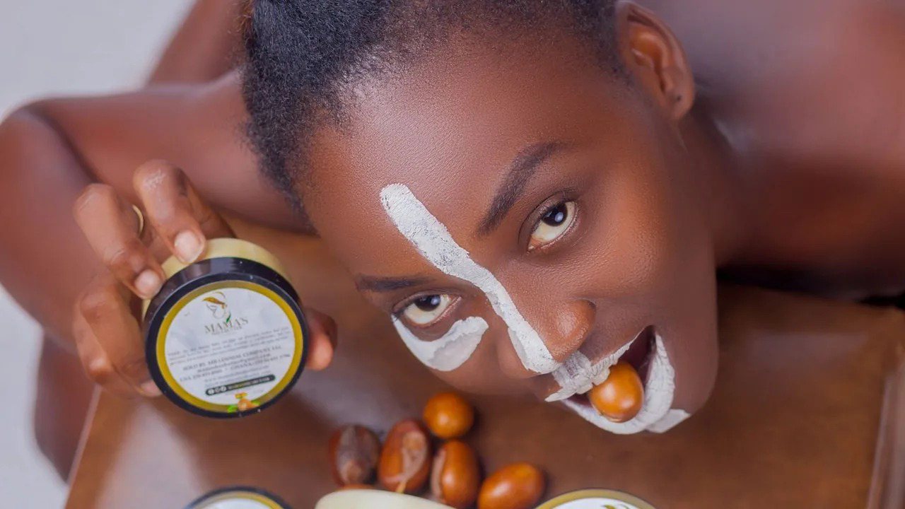 Colour Cosmetic Pigment Regulations: EU, US and China Lists Compared