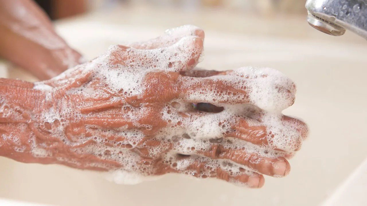 Cleanser Fragrance and Allergen Labelling