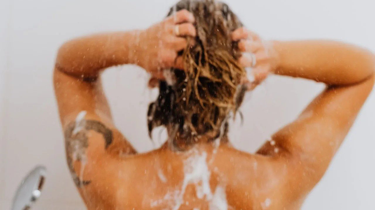 Anti-Hair-Loss Products: What Cosmetic Claims Are Actually Allowed