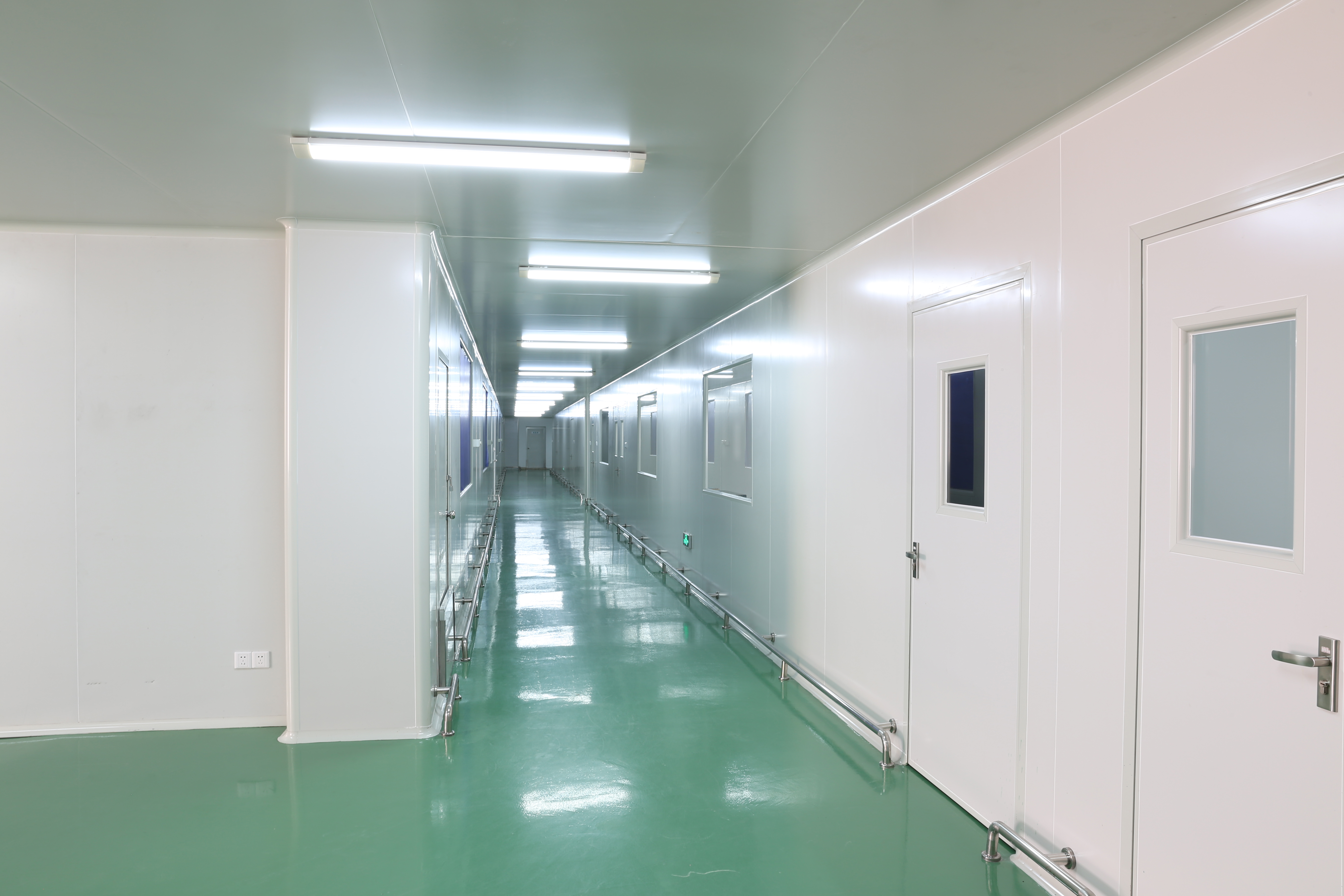 Class 100,000 cleanroom