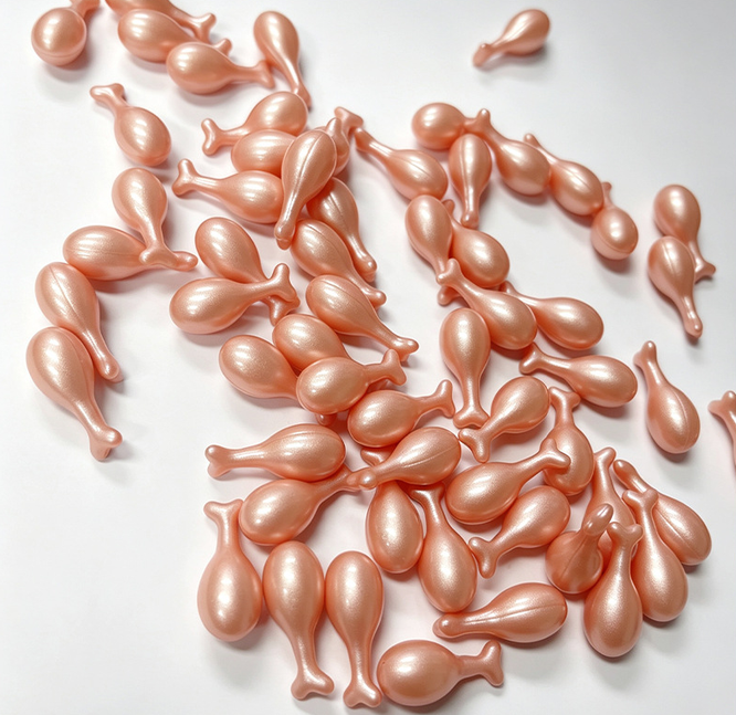OEM/ODM Niacinamide & Astaxanthin VC Hyaluronic Acid Essence Capsules